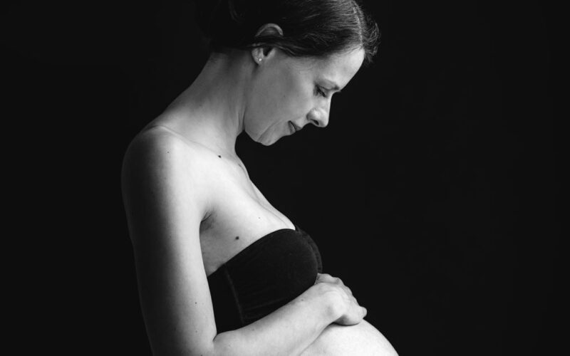 schwangerschaft_fotoshooting4 Schwangerschaftsfotografie Berlin Bild 24